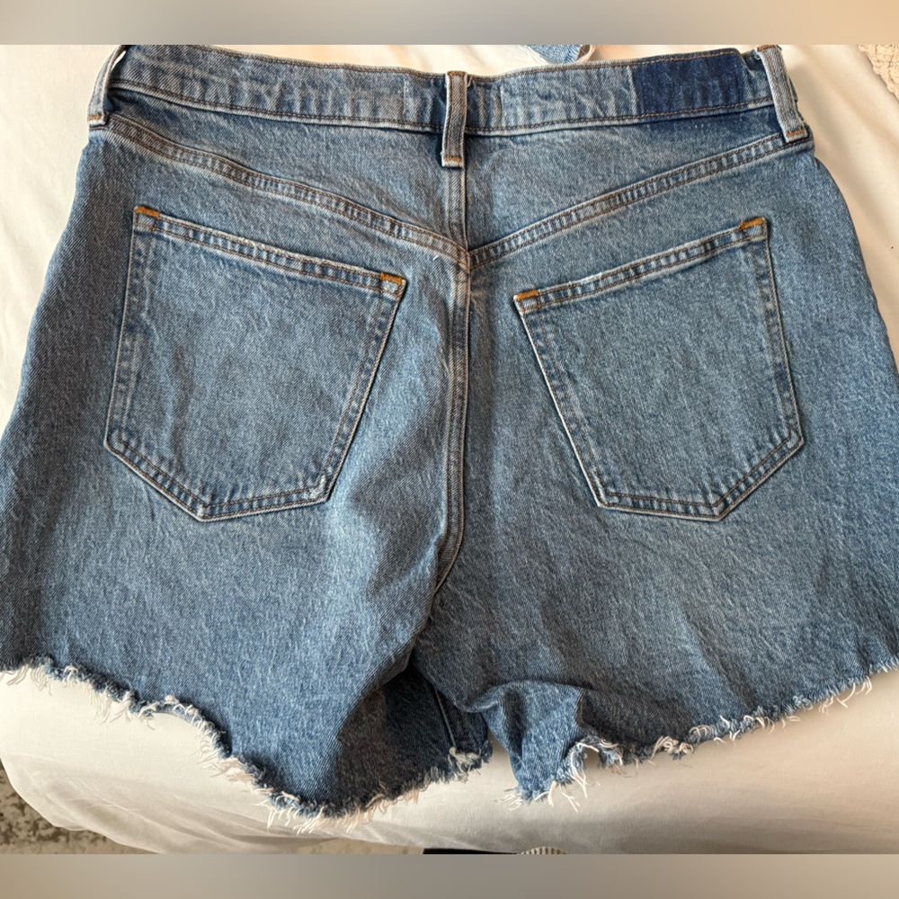 Abercrombie Shorts - Picture 2 of 3